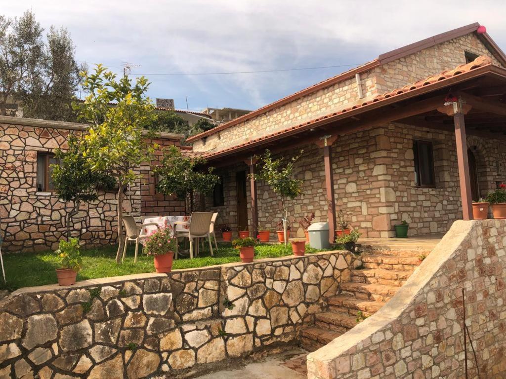 Vokopola Villa Sarandë エクステリア 写真